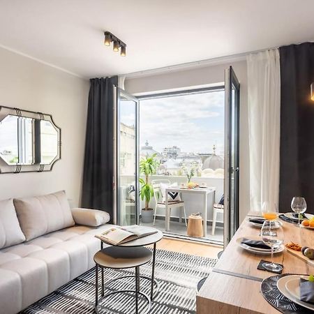 ブカレストStunning Views 2Br Midtown Flat - Charming Balconyアパートメント エクステリア 写真