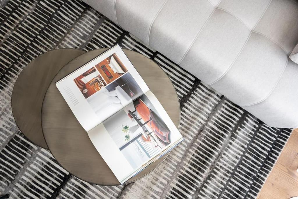 ブカレストStunning Views 2Br Midtown Flat - Charming Balconyアパートメント エクステリア 写真