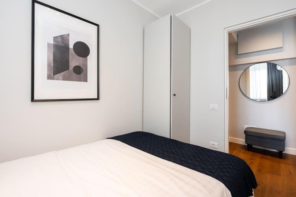 ブカレストStunning Views 2Br Midtown Flat - Charming Balconyアパートメント エクステリア 写真